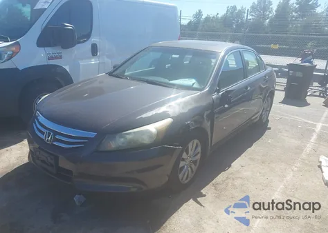 2011 Honda Accord 2.4 Ex-L z USA, uszkodzony, nr VIN 1HGCP2F84BA121775